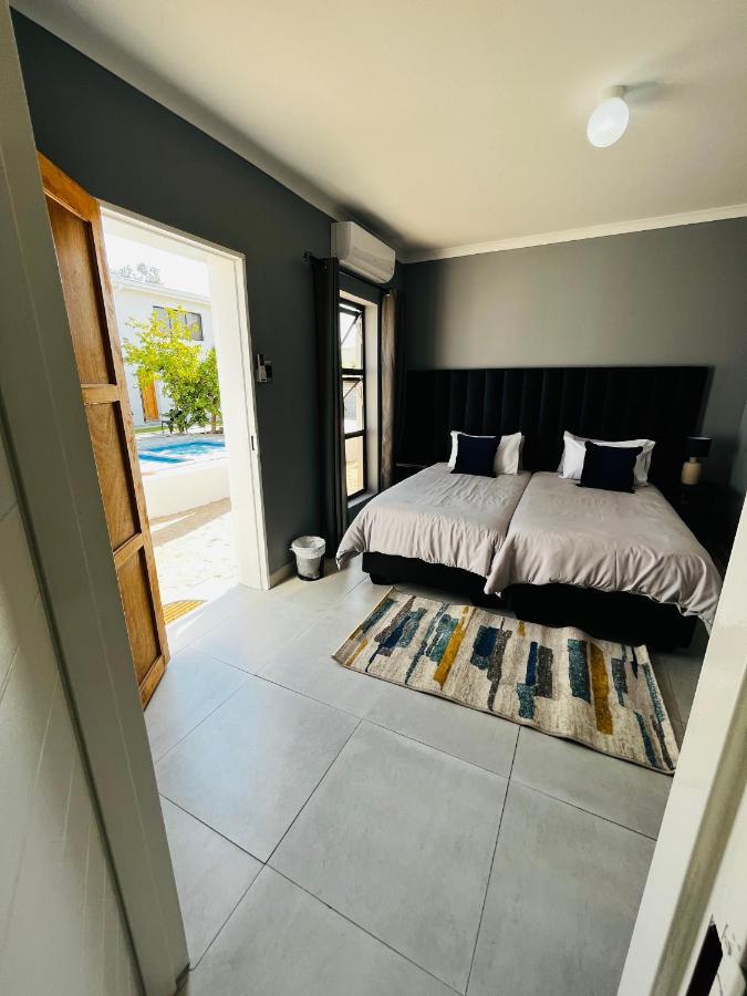Kates Nest Guesthouse Oshakati Exteriér fotografie